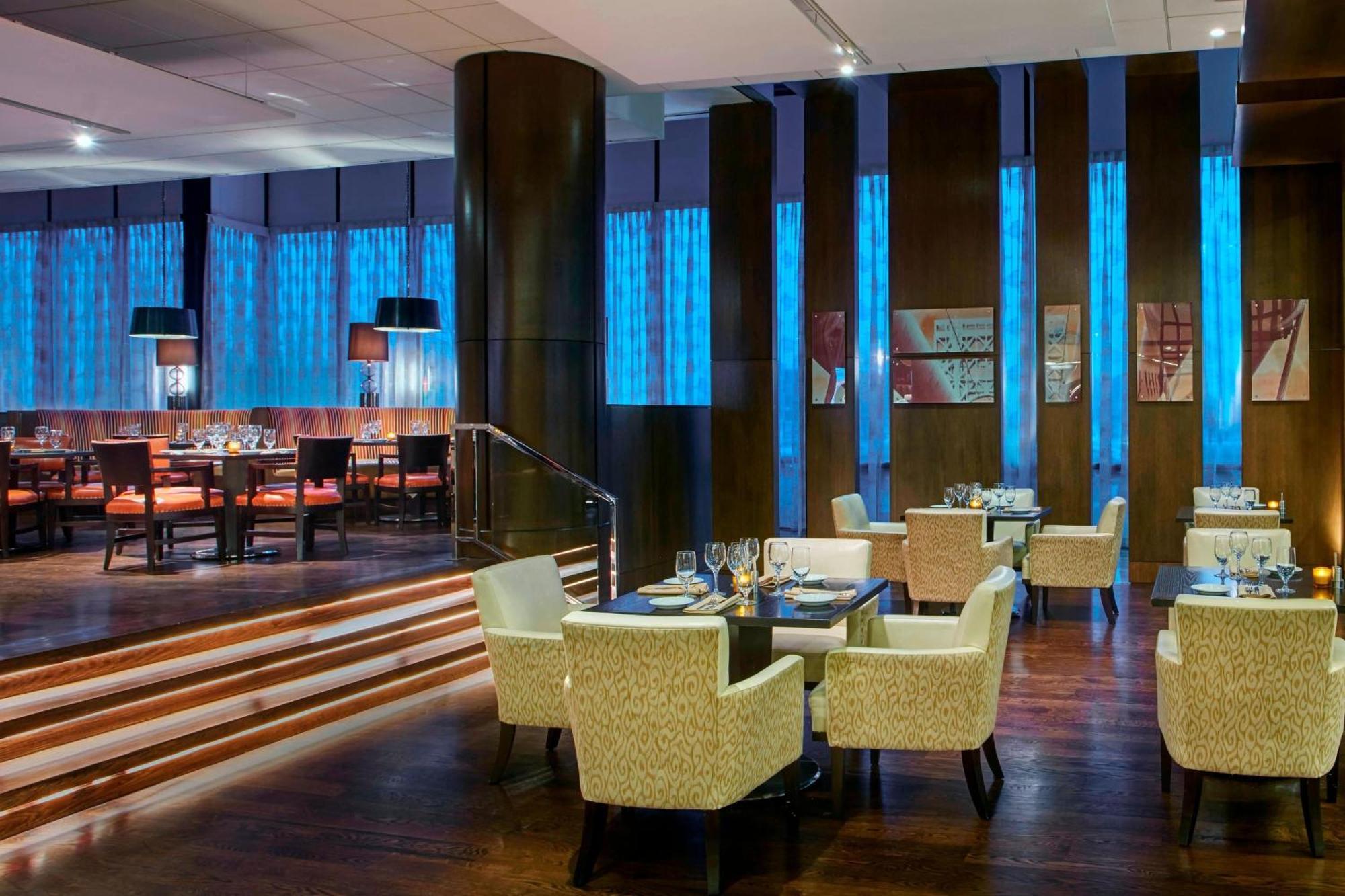 ทีเน็ค แมริออท แอท เกลนพอยต์ Hotel ทีเนค ภายนอก รูปภาพ